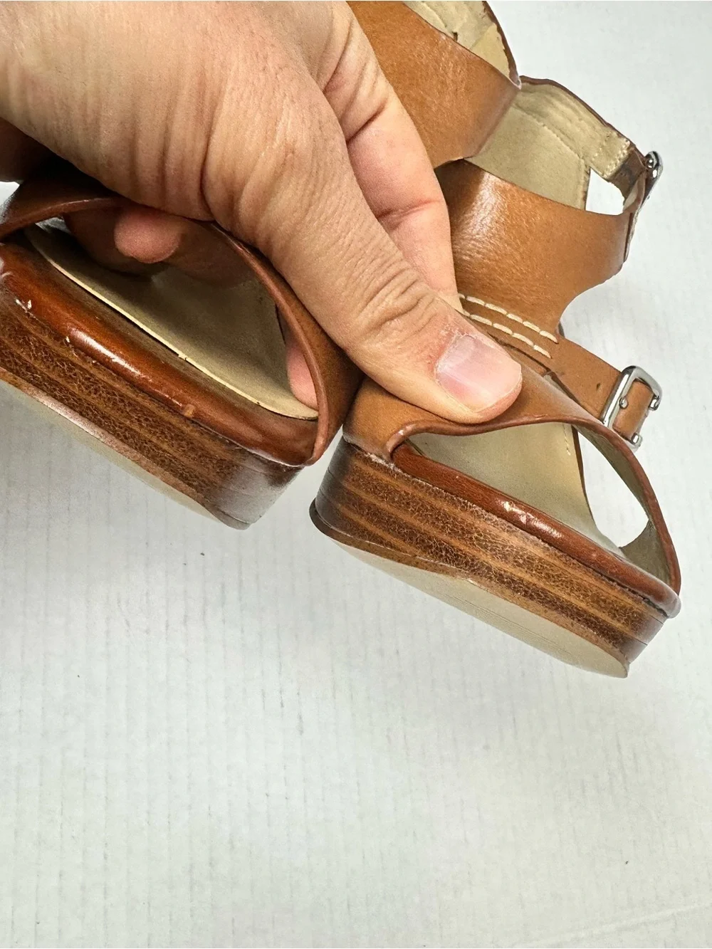 Marc Fisher Tan/Cognac Leather T-Strap Platform High Heel Sandals – Size 7.5M